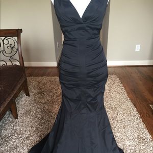 Black evening gown by Cache size 6